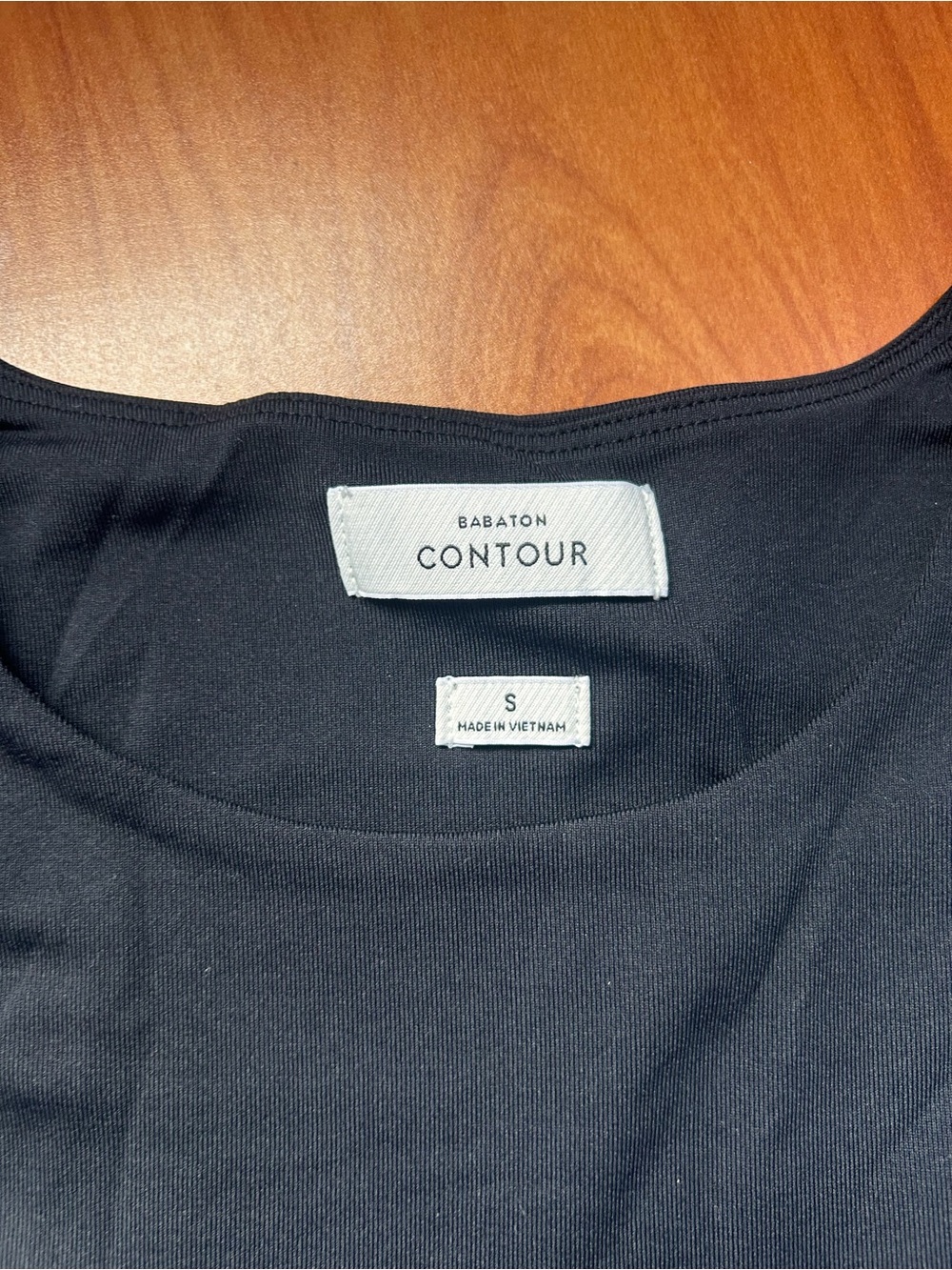 Aritzia Original Contour Bodysuit Crew Small Black - Picture 3 of 7